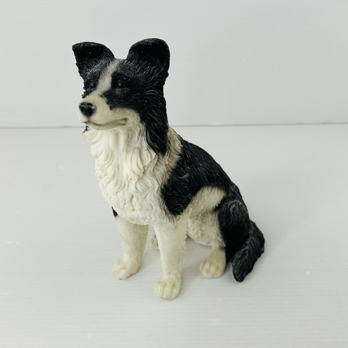 Border collie dog figurine - border,